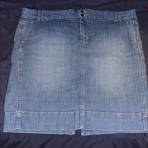 Denim skirt